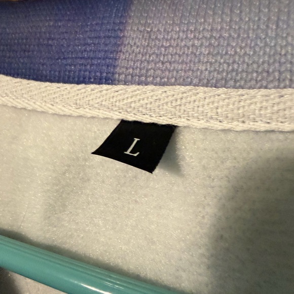 Abstract Multicolor V-Neck Sweater - Picture 2 of 4